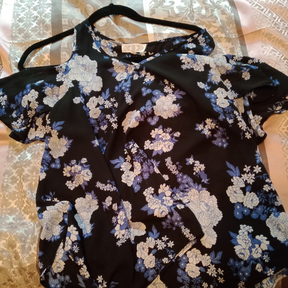 Brand name elegant shirt